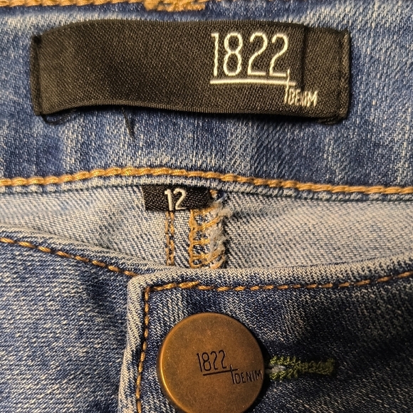 sac966 🧵1822 Adiranna Skinny Stretch Size 12 w/ 27.5" Inseam Light Blue Denim - Picture 3 of 7